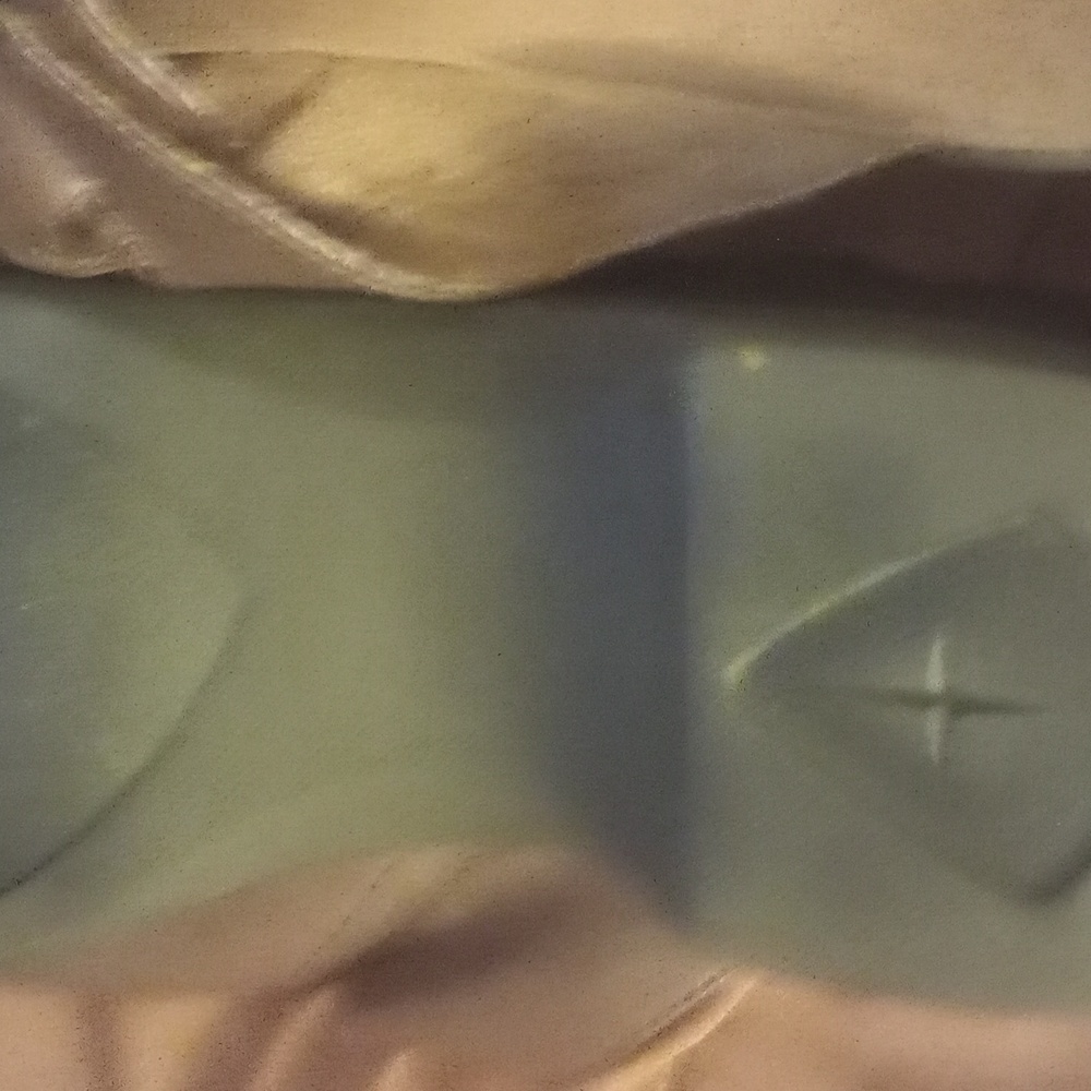 Shoes - Picture 2 of 4